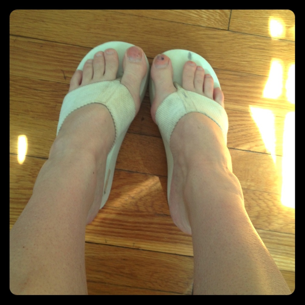 Well worn women's high wedge sandals ladies 8 👣